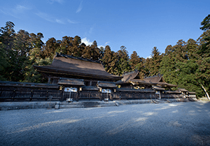 Kumano Hongu Taisha (The great Kumano Hongu shrine)